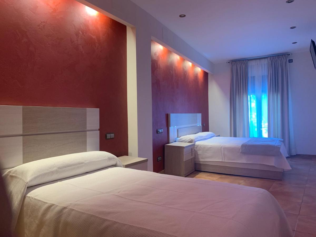 Hostal Poeta Machado Baeza Zewnętrze zdjęcie