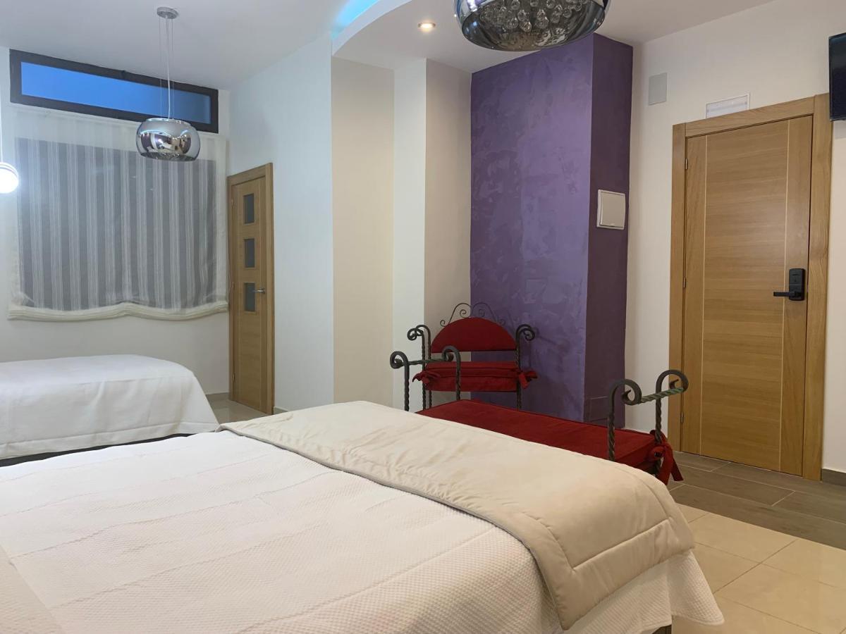 Hostal Poeta Machado Baeza Zewnętrze zdjęcie